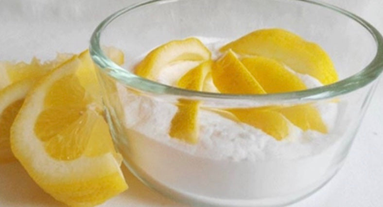 Brushing With a Mix of Baking Soda and Lemon Juice